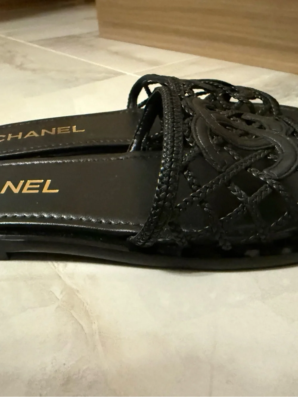CHANEL Women's Black Slide Sandals with Interlaced Logo sz 38.5